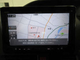 ナビは純正品。フルセグテレビ・CD・DVD・Bluetooth・SDオーディオ対応。