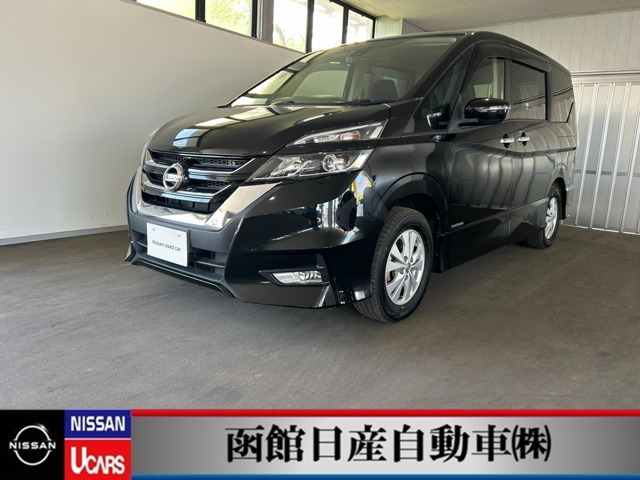 セレナ 2.0 ハイウェイスター VセレクションII 4WD 