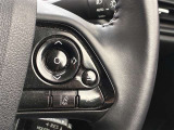 車線逸脱防止装置の「レーンキープアシスト」もついています。万が一のよそ見運転で車線をはみ出しても知らせてくれます♪あると便利な機能ですね!