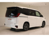 ★★★トヨタ認定中古車★★★ 1年間走行距離無制限の「ロングラン保証」が付いています。全国約5,000ヶ所のトヨタのお店で保証修理可能です。お出かけ先でも安心です。選べる延長保証もご用意しています。