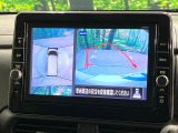 【アラウンドビューモニター】専用のカメラにより、上から見下ろしたような視点で360度クルマの周囲を確認することができます☆死角部分も確認しやすく、狭い場所での切り返しや駐車もスムーズに行えます。