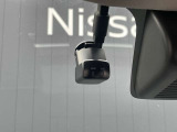 前後2カメラ純正ドライブレコーダー☆安心・安全な運転のためもはや必須の装備ですね♪