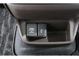 スマートフォンなどの音楽再生が可能なUSB接続ジャック装備車両です♪♪♪