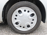 純正のホイールカバーを履いてます!