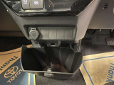 電源ソケット・蓋付き収納ボックス