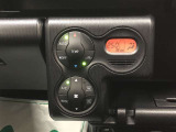 液晶画面とプッシュ式のスイッチで見やすく使いやすいオートエアコンです。