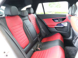 有償にて2回目の車検前までさらに安心いただける延長保証やメンテナンスサービスの各プログラムもご用意がございます。対象期間、適用条件など詳細については、セールススタッフまでお問い合わせください。