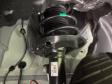 お車を安心してお乗りいただく為には、足回りの定期点検が欠かせません。サービスサポート(有償保証)では無料点検もご提供しており、安心のカーライフをお過ごしいただけるサポート体制が整っています。