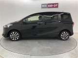 トヨタ自慢の&ldquo;まるまるクリン&rdquo;を施工済!ボディーはもちろん、タイヤ・ホイールまで、ピッカピカ☆♪比べてください、自信があります!)