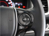 ◆アダプティブクルーズコントロール◆予め設定した車速内でクルマが自動的に加減速。前走車との適切な車間距離を維持しながら追従走行します。【LKAS】車線維持支援システムでステアリング操作を支援。