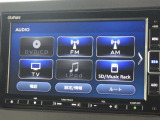 ★インターナビ★ ドライブに役立つ多彩な情報をご提供する☆Honda独自の通信型ナビです(*^-^*)ミュージックラックを搭載し、音質にこだわる方にオススメです♪