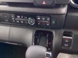 この度は、当店のお車をご覧いただきまして誠にありがとうございます。当店では全国販売・納車も行っております。県によって陸送費用は異なりますのでお気軽にお問い合わせください。