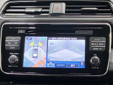 【プロパイロットパーキング】駐車したい位置を設定するだけであとはボタンを押し続けるだけで駐車はリーフにお任せ♪