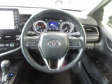 本革巻き+ピアノブラック+メッキ加飾の3本スポークステアリングです。