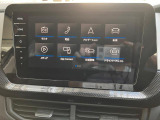 [DiscoverPro]ナビゲーション機能をはじめ、車両各種設定/アシストシステム設定、Bluetooth、AppConnectなどの機能を持ち合わせています。