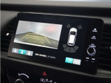 ◆リアワイドカメラシステム◆3種類の表示で後方確認をサポート♪セレクトレバーを「R」の位置に入れるとカメラ画像に切り替え。ノーマルビューでは従来のリアカメラと同様の標準的なビューで表示します!