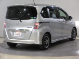 ボディクリーニング後、愛車をピカピカの状態へ保護するコーティング「ブライトパック」がおススメです!水垢がつきにくく、手入れがしやすくなりますよ!いつも愛車をきれいにしておきたい方におススメです。