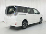 ヴォクシー 2.0 ZS 4WD 