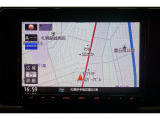 ストラーダ8インチSDナビ(フルセグ&Bluetooth対応)☆バックカメラ