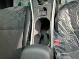 安全・安心な走行のために、納車前にダイハツのクルマを知り尽くしたエキスパートが基本性能に関わる機能や状態を徹底的に点検。消耗部品の交換など法定12ヶ月点検相当の点検・整備を実施しております