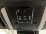 運転席天井部のサテライトスイッチです。