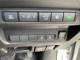 STANDARDモードと省燃費かつリラックスできる走りのECOモードの2つのドライブモードを搭載。