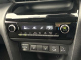 オートエアコンは温度を設定するだけで、自動で風量などを設定してくれます。運転しながら操作も必要ないので、安全性も向上します。