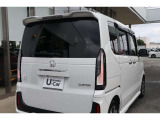 【テールライト】後続車からも視認性の良いテールライト!安全とデザインを両立したリアビューとなってます!