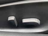 電動パワーシート装備です!