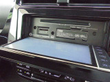☆CD,DVD,SDカードは画面裏側に挿入口があります♪