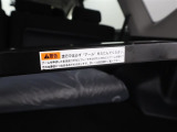 車いす収納装置付きです。