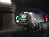 【全周囲カメラシステム】運転席から見えにくい後方などをナビ画面で確認でき運転を支援するシステムです。
