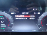 LDW(車線逸脱警報)とLDP(車線逸脱防止支援)が装備されておりドライバーが意図せずに白線を跨ぐと注意を促してくれます♪
