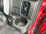 株式会社スズキ自販近畿アリーナ高槻西です。2025年 12月に中古車フロアをオープンいたしました。