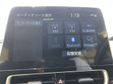 Bluetooth(ブルートゥース)接続機能付き。 スマートホンなどからお気に入りの音楽をワイヤレス再生できます。 ドライブがさらに楽しくなりますね♪