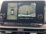 アラウンドビューモニターです☆車の前後左右にカメラがついており駐車時には上から車を見たような画面が見れますので、4方向の状況を確認することができる便利な機能です☆