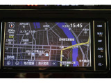 純正7インチSDナビ。CD・DVD・SD・高画質で鮮明な映像が楽しめるフルセグTV対応です。ナビ連動のETCを装着しています。利用日や料金の確認がモニターで出来て便利ですよ。
