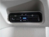 ◆運転席・助手席◆室内は、シートクリーニングや各部の徹底した清掃を実施し、消臭・除菌処理を行っています。しかも、全ての差上で天然成分の薬剤にこだわり安心・安全へも配慮しています。