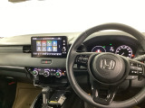 手に馴染むシフトノブで、操作がスムーズに。毎日のドライブがもっと楽しく快適になります。