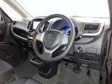 前方の見通しが良いすっきりした視界、誰でも扱いやすく運転できます。疲れにくく安心ドライブを更に快適なものにします!