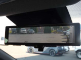 【インテリジェントルームミラー】後方のカメラ画像が映し出されるので、乗員や荷物でさえぎられがちな後方視界をクリアに保ちます♪
