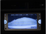 バックモニター付き。駐車の際のサポートとなり、必須アイテムのひとつですよね。それでも、バックする際は必ずご自身の目で確認をしてください。