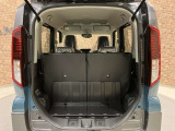 ■充実のアフターサービス■ 車の販売はもちろん、自社整備工場・自社鈑金工場・オイル交換&点検専門店舗を完備しておりますので納車後もお客様のカーライフをトータルでサポートいたします。