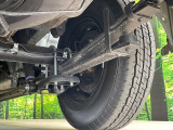 お車を安心してお乗りいただく為には、足回りの定期点検が欠かせません。サービスサポート(有償保証)では無料点検もご提供しており、安心のカーライフをお過ごしいただけるサポート体制が整っています。