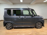 全車両を第三者機関に鑑定を依頼し、鑑定証明書も発行した認定中古車です。