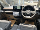 納車から1ヶ月を目安に無料点検を受けていただけます。(最寄りの日産のお店でも可能です)