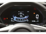 当店は全車『ロングラン保証』付!(1年間、距離無制限 HV車はHV保証付) 別途延長保証もご用意しております♪ ぜひ現車を確認にご来店ください