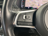 ◆クルーズコントロールにレーダーセンサーを組み合わせ、先行車を測定し設定されたスピードを上限に自動で加減速を行います。一定の車間距離を維持することで、長距離走行でのドライバーの疲労を低減させます。