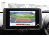 バックモニター付ですので、車庫入れも駐車もラクラクです。