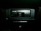 ビルトインタイプのETC2.0装備です!高速道路もストレスなくスムースに走行できますよ。